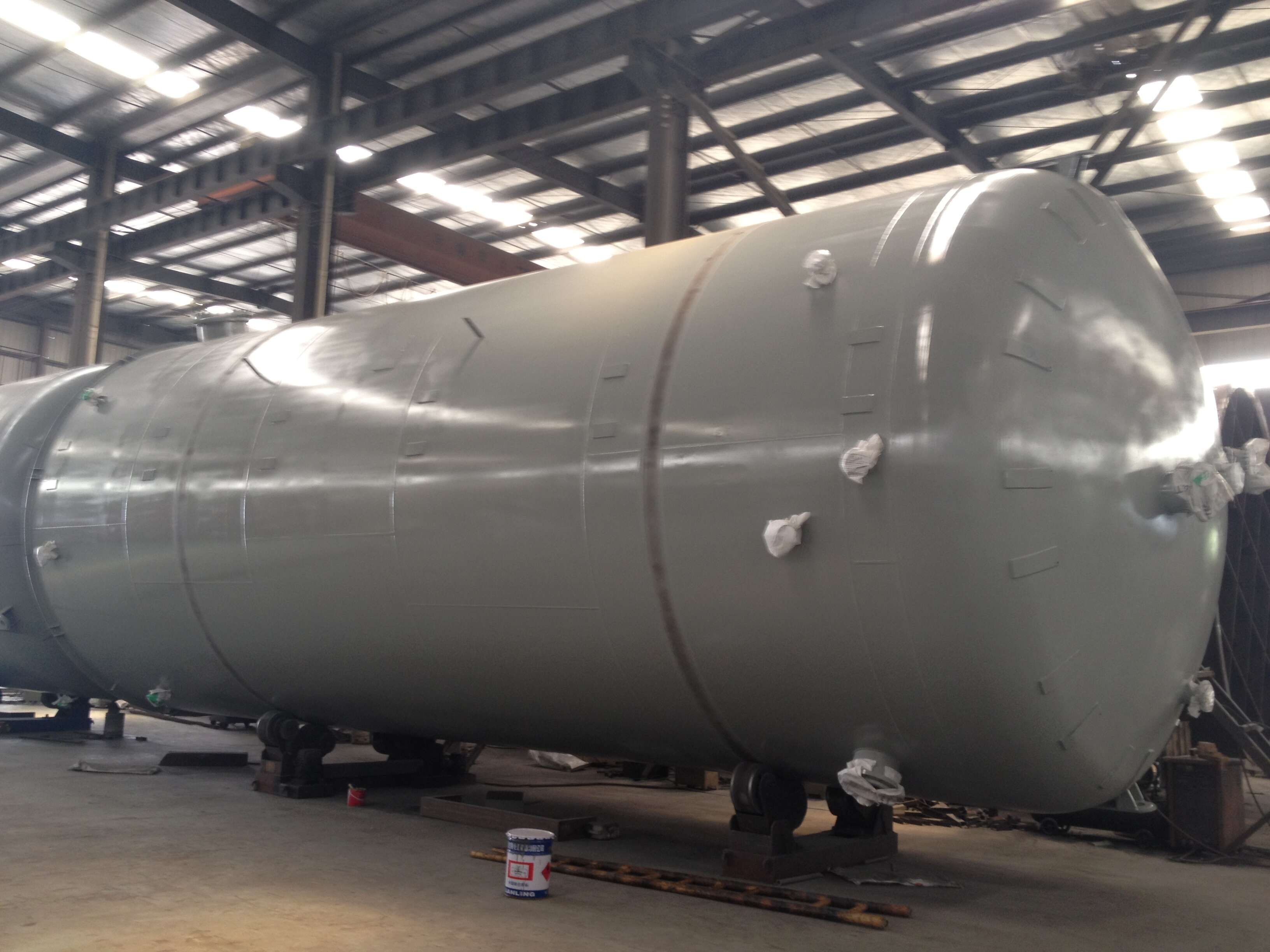 鋼襯塑儲罐的生產(chǎn)以及使用注意事項